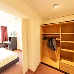 鲁根布里克酒店 施特拉尔松德