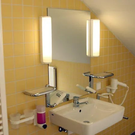 Hotel Ruegenblick 3*