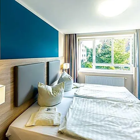 Hotel Ruegenblick 3*